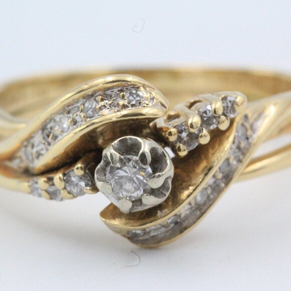 14k GOLD DIAMOND ENGAGEMENT WEDDING RING - Picture 3 of 12